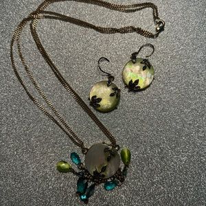 Mother of Pearl Jewelry Set